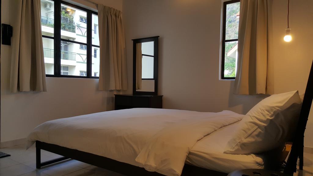 איפוה Tulip Hotel מראה חיצוני תמונה