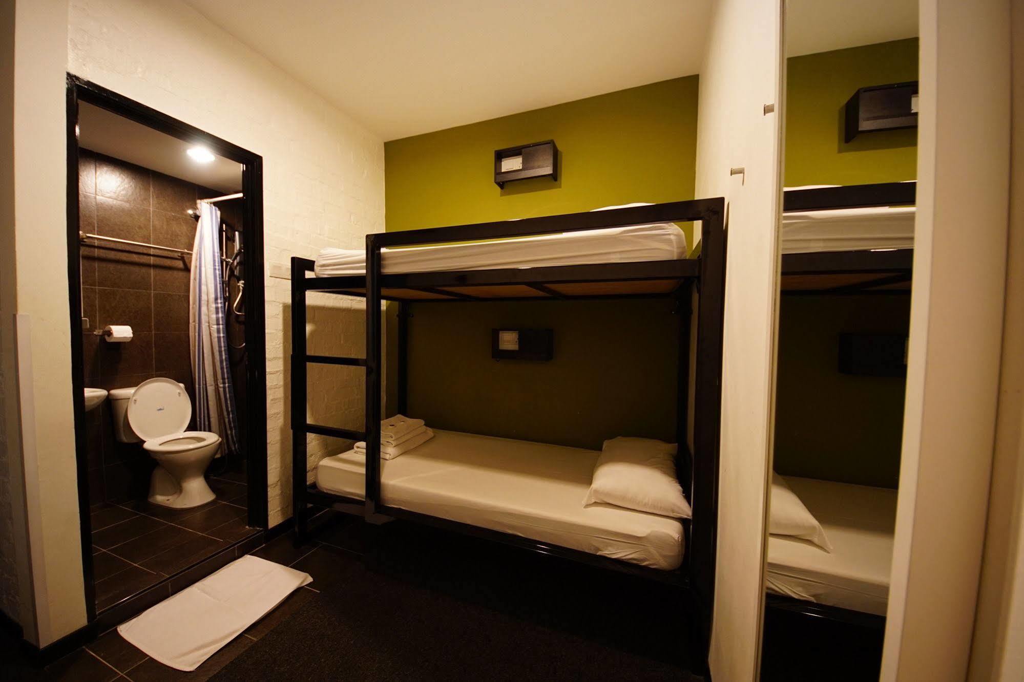 איפוה Tulip Hotel מראה חיצוני תמונה