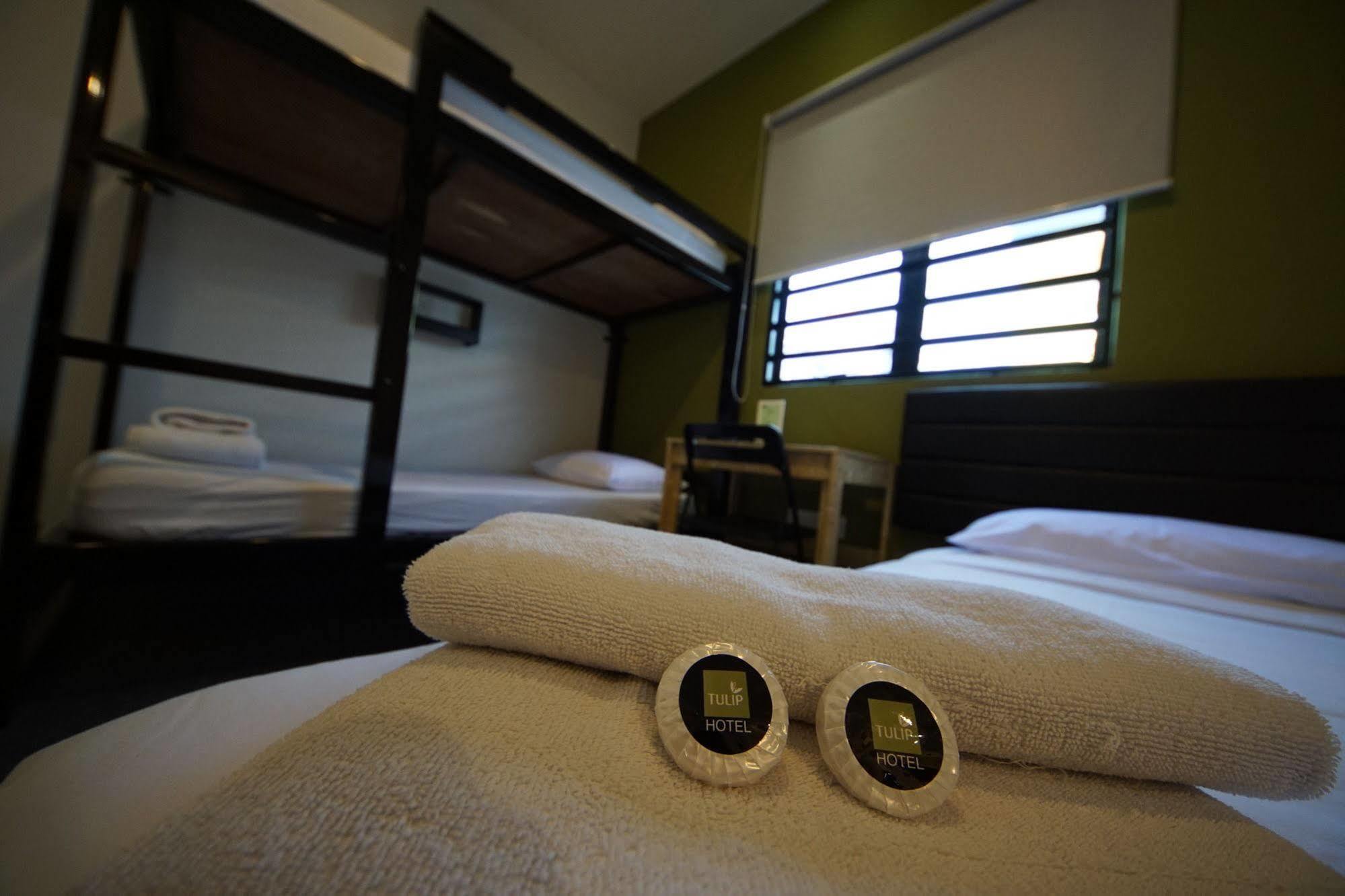 איפוה Tulip Hotel מראה חיצוני תמונה